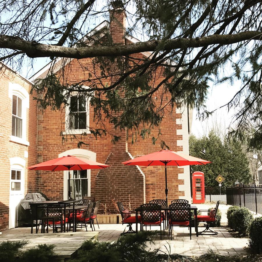 Forks Of The Credit Inn 오렌지빌 외부 사진